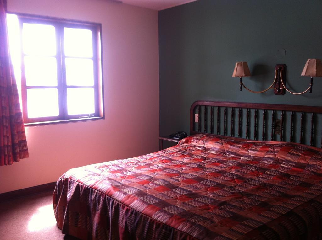 La Castellana Hotell Lima Rum bild